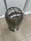 Wesco Kickmaster kosz na śmieci ze stali powlekanej proszkowo, 33 l, srebrny