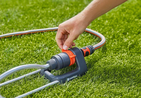 Gardena Aqua S Zraszacz wahadłowy – do trawnika Gardena Aqua S Zraszacz wahadłowy – do trawnika
