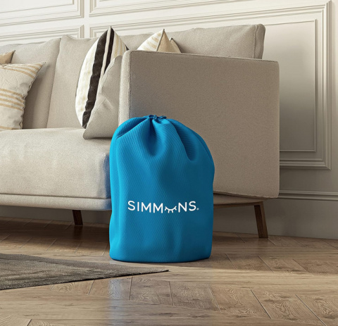 Simmons Nadmuchiwany materac z wbudowaną pompką boczną i miękkim aksamitnym wierzchem, 43,2 cm na łóżko podwójne Simmons Nadmuchiwany materac z wbudowaną pompką boczną i miękkim aksamitnym wierzchem, 43,2 cm na łóżko podwójne