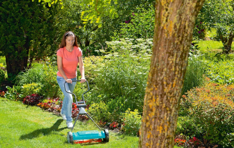 Gardena Classic 400 – ręczna kosiarka bębnowa, szerokość robocza 40 cm, do trawnika 200 m² Gardena Classic 400 – ręczna kosiarka bębnowa, szerokość robocza 40 cm, do trawnika 200 m²