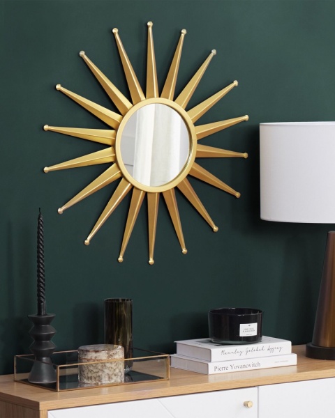 Lustro ścienne beliani PERELLI – metalowe, złote, 60 × 60 cm, dekoracyjne lustro w stylu sunburst Lustro ścienne beliani PERELLI – metalowe, złote, 60 × 60 cm, dekoracyjne lustro w stylu sunburst