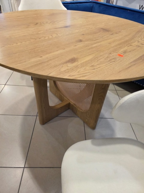 Okrągły Stół do Jadalni BELIANI KARLO 120 cm, Jasny Brąz z Rattanową Podstawą