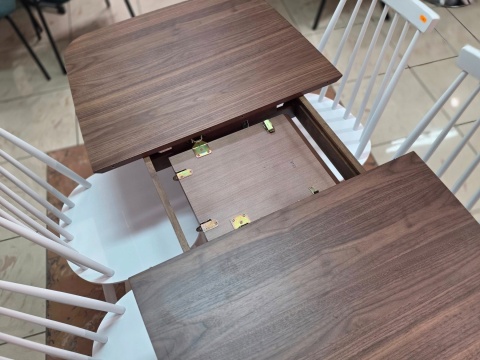 Stół Rozkładany do Jadalni MADOX 120-150 cm, Fornir Orzechowy, Styl Mid-Century Stół Rozkładany do Jadalni MADOX 120-150 cm, Fornir Orzechowy, Styl Mid-Century