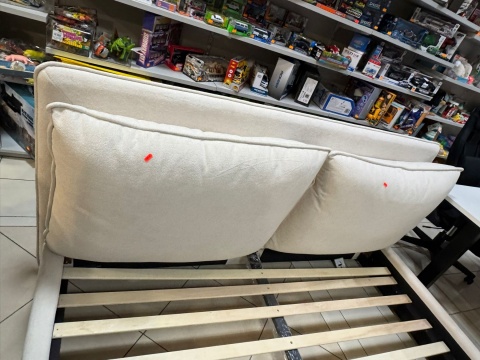 Łóżko tapicerowane Beliani BAJONNA 180 x 200 cm (EU Super King) Jasnobeżowe (Light Beige)